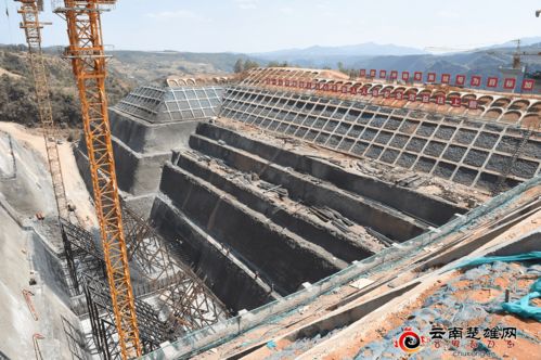 鏖战正酣 永大高速公路建设现场见闻